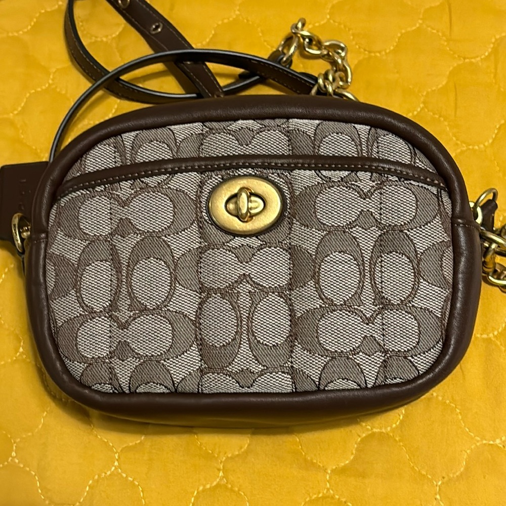 ❤️Small coach camera bag❤️